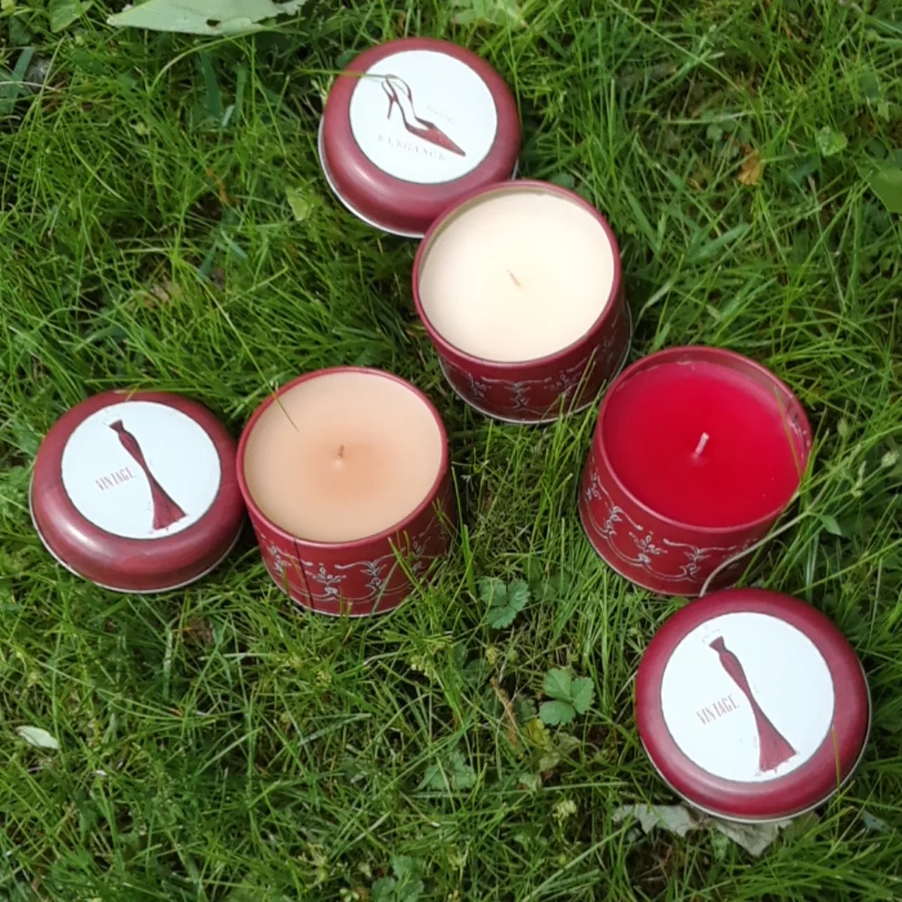 New set of 3 Candles Super cute packaging!